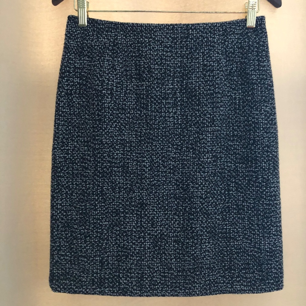 Black/White Tweed Pencil Skirt